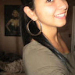 Meet your Posher, Fernanda